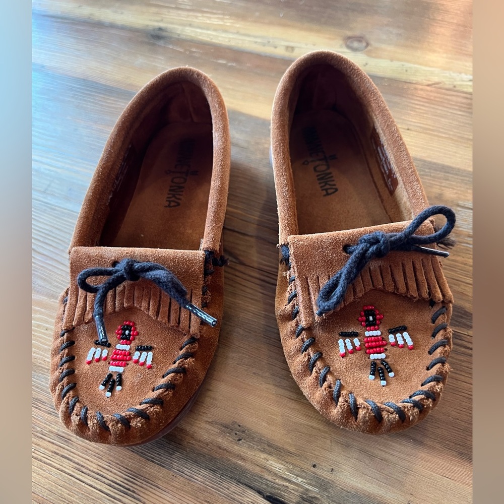 Girls Minnetonka Beaded Moccasins